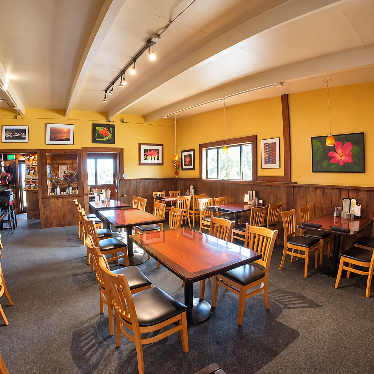 Lemongrass Thai Cuisine elegant restaurant interior